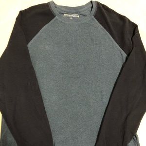 💚Men’s- 2 tone blue waffle knit long sleeve shirt